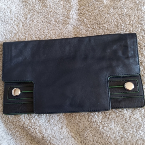 Banana Republic Flap Clutch Bag Navy Blue leather Green Piping purse - Picture 9 of 10